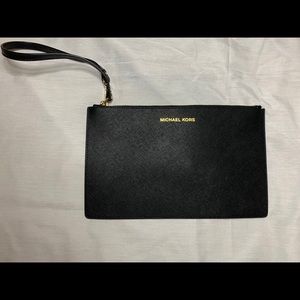 Michael Kors Wristlet